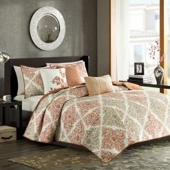 Madison Park Montecito 6-Piece Reversible Quilted Coverlet Set With Coordinating Pillows Neutral