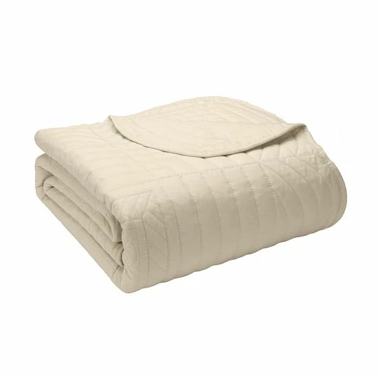 Madison Park Marino Oversized Quilted Throw With Scalloped Edges White - Image 8
