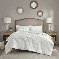 Madison Park Nova Embroidered Medallion Ultra Plush Duvet Cover Set With Shams