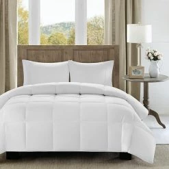 Madison Park Winfield Luxury Down-Alternative Comforter