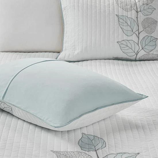Madison Park Rochelle 6-piece Coverlet Set Blue - Image 3