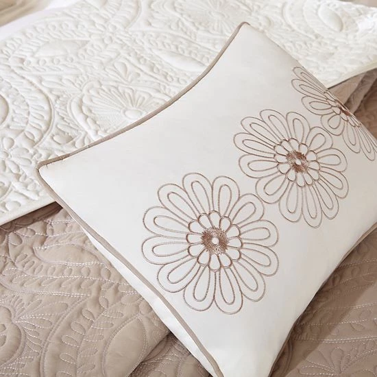 Madison Park Stanton 5-piece Reversible Bedspread Set Khaki - Image 2