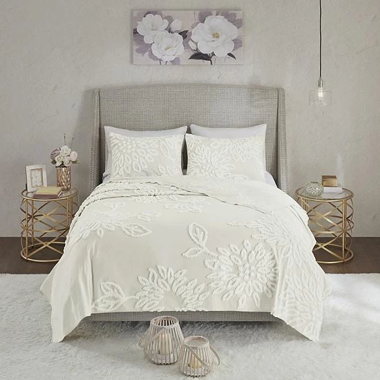 Madison Park Pansy Farmhouse 3-piece Tufted Cotton Chenille Floral Coverlet Set Off White
