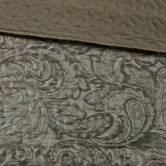 Madison Park 5-piece Whitman Jacquard Bedspread Set - Image 5