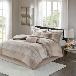 Madison Park 7-piece Elicia Chenille Jacquard Comforter Set