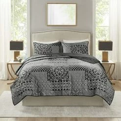 Madison Park Paxton Reversible Jacquard Coverlet Set With Shams