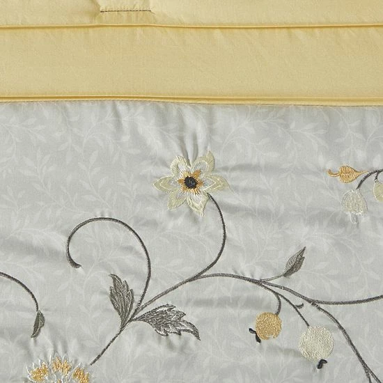 Madison Park Belle 7-piece Comforter Set Spice - Image 5