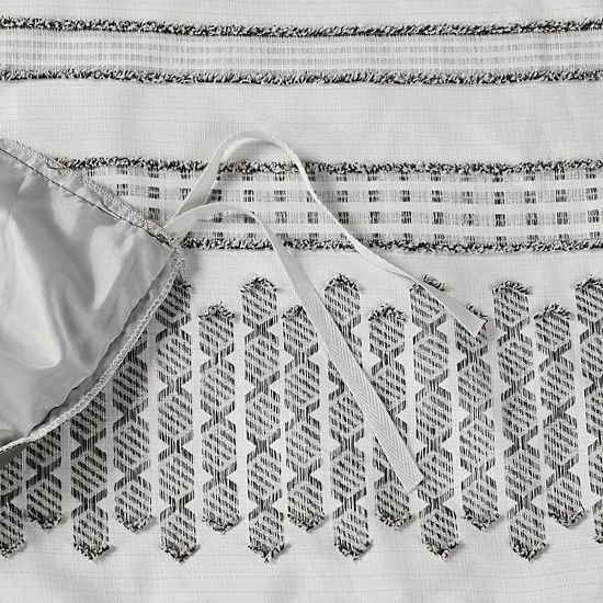 Madison Park Alan 3-Piece Clipped Jacquard Duvet Cover Set With Shams - Image 4