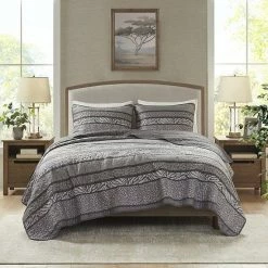 Madison Park Kenneth Reversible Jacquard Coverlet Set With Shams