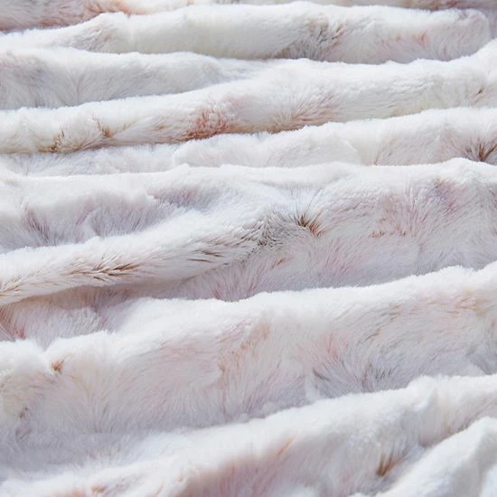 Madison Park Sachi Oversized Faux Fur Throw Blush - Image 4
